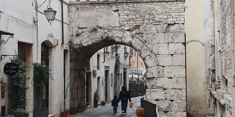 Spoleto upper ff 00 00 00 00 still312