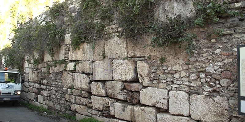Spoleto upper ff 00 10 55 24 still559