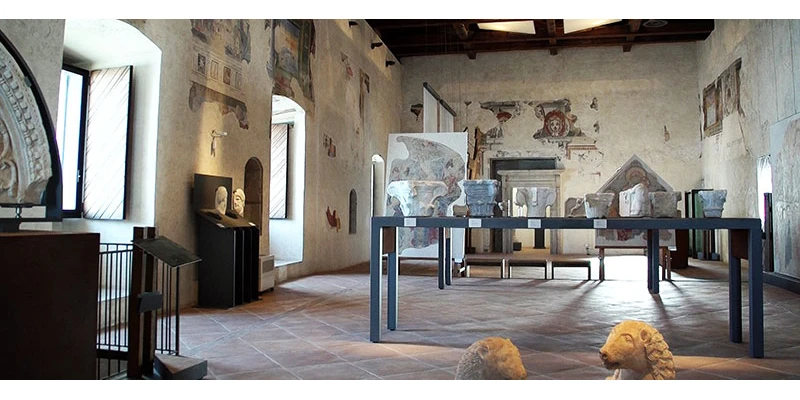 Spoleto monuments ff 00 02 02 23 still043