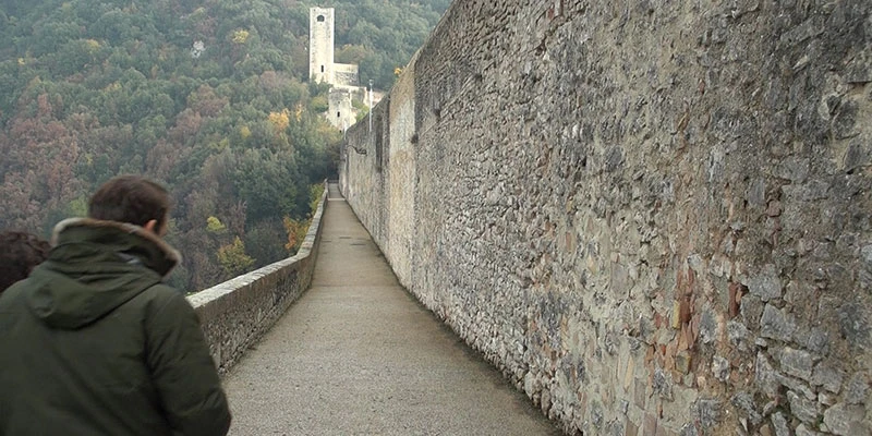 Spoleto monuments ff 00 06 48 13 still113