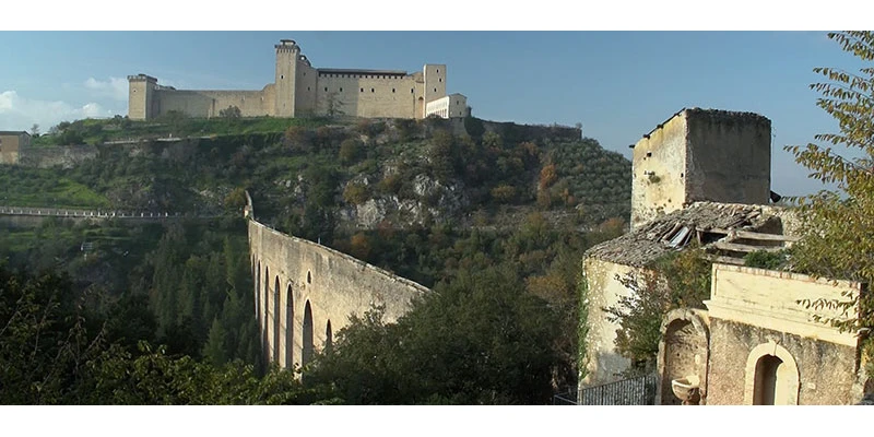 Spoleto monuments ff 00 07 26 15 still282sh