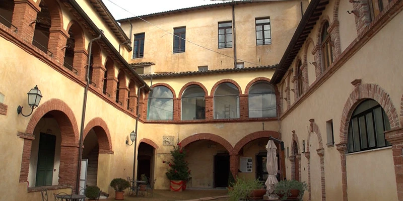Todi2 00 22 14 12 still411