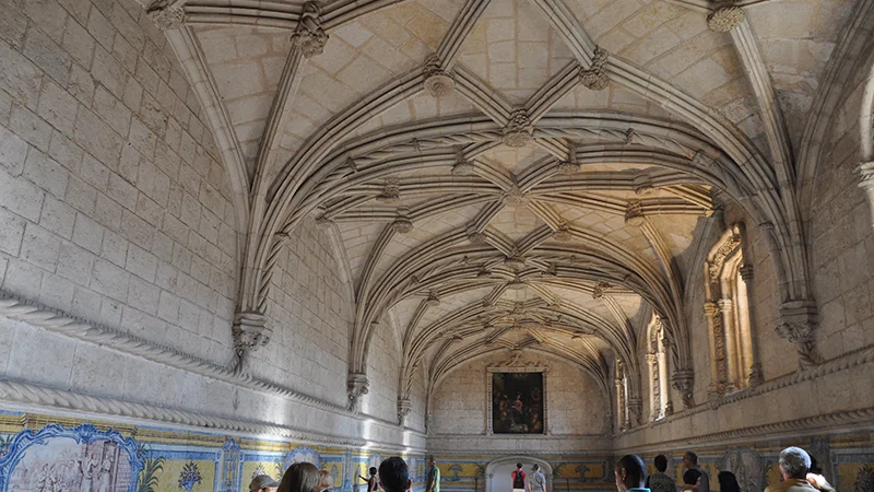Interior arcade of the Jeronimos Monastery cloister
