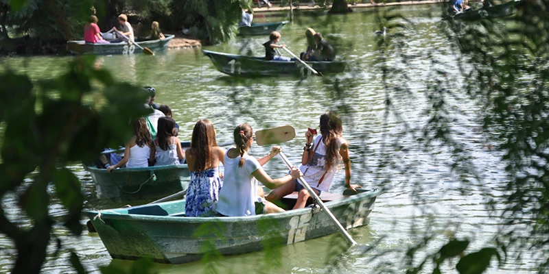 Ornamental pond with rowboats in Parc de la Ciutadella