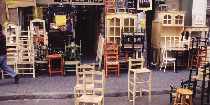 Seville street shop
