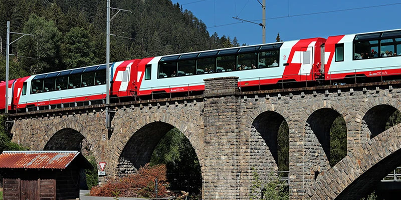 Bernina2 glacier express