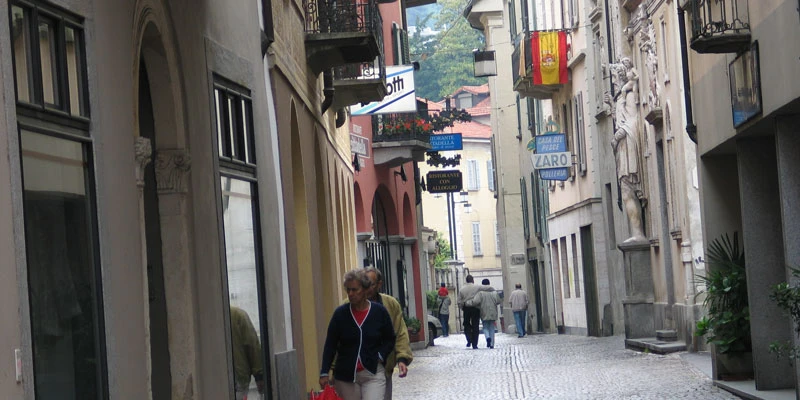 Pedestrian lanes
