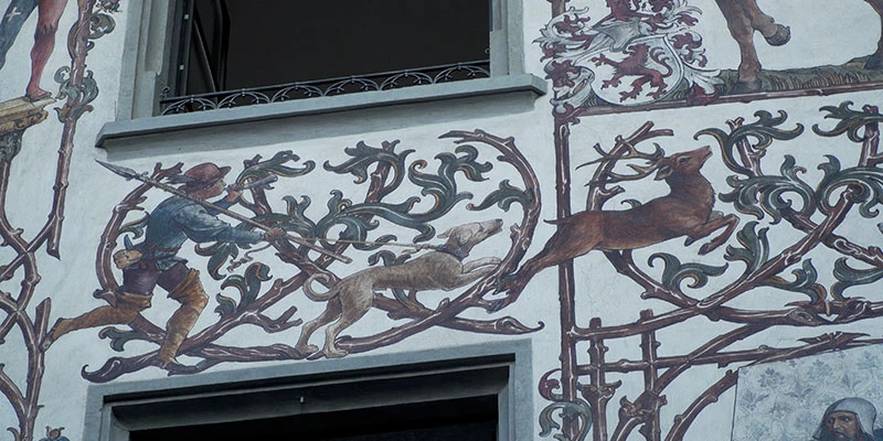 Building murals