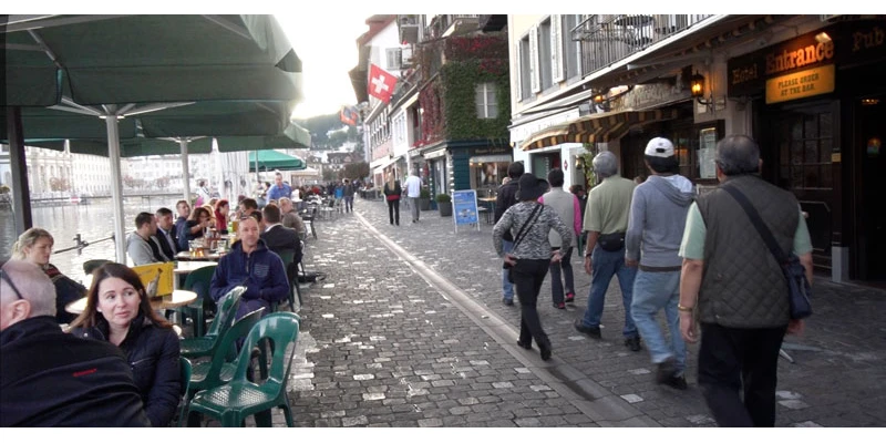 Cobblestone lanes