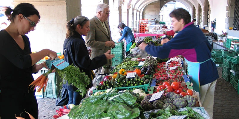 Lucerne farmers market