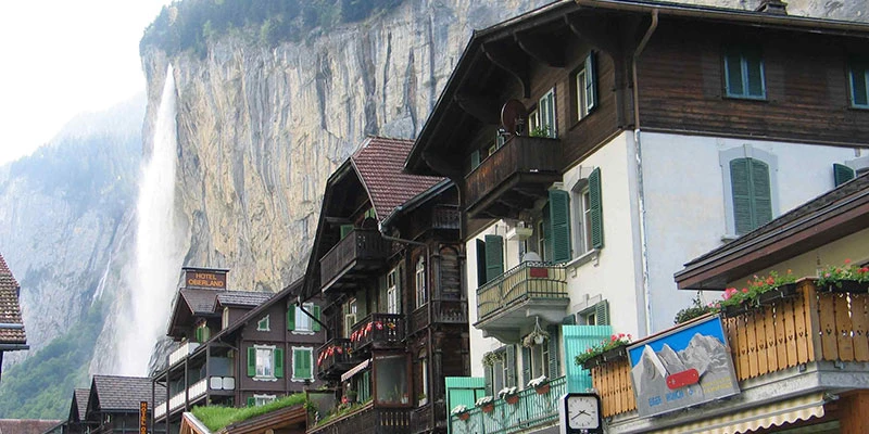 Laut town (3)