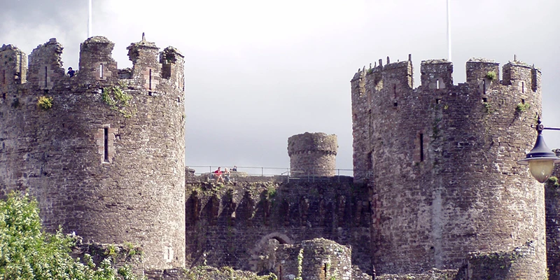 The great round towers of Conwy Castle seen from below