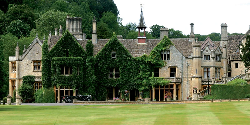 Manor House grounds