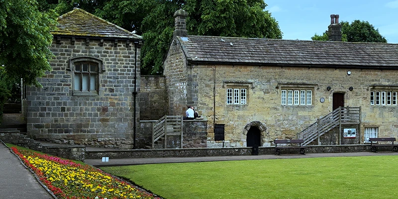 The old courthouse in the castle grounds, now the Knaresborough museum