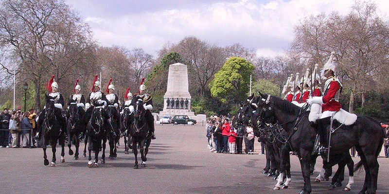 Horseguards2