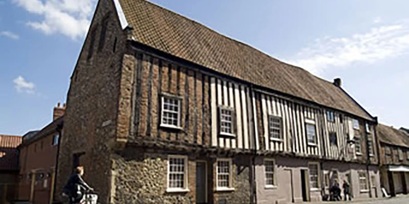 Dragon hall today