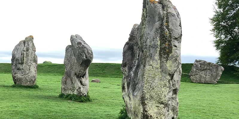The earthwork bank and stones at Avebury