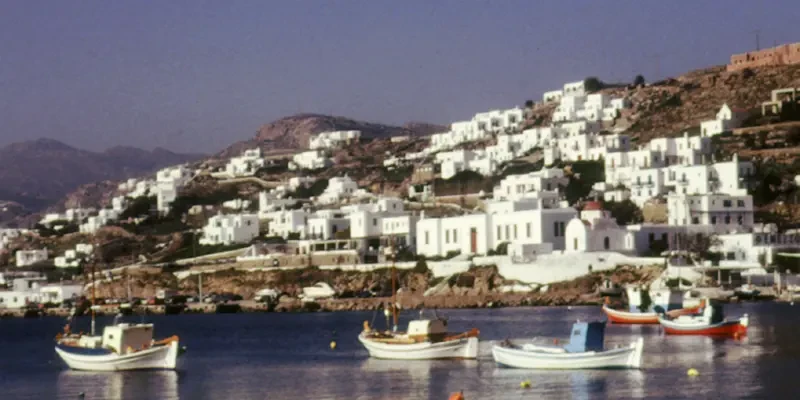Mykonos 20 - village bounded by water on two sides