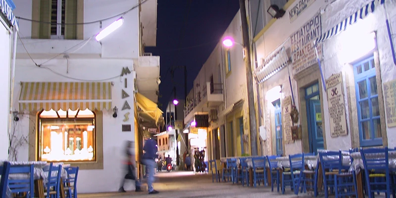 Evening dining in the lanes of Skala