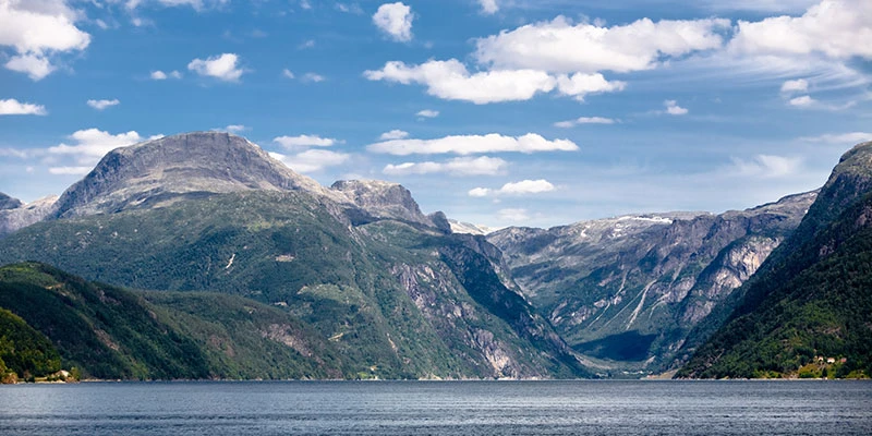 Fjord journey to Oslo