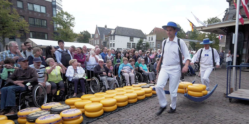 Alkmaar cheese 04 ff