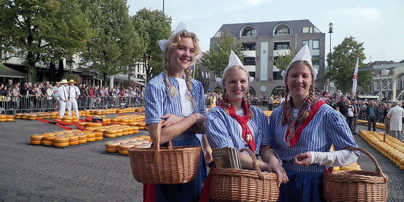 Alkmaar cheese 40 ff