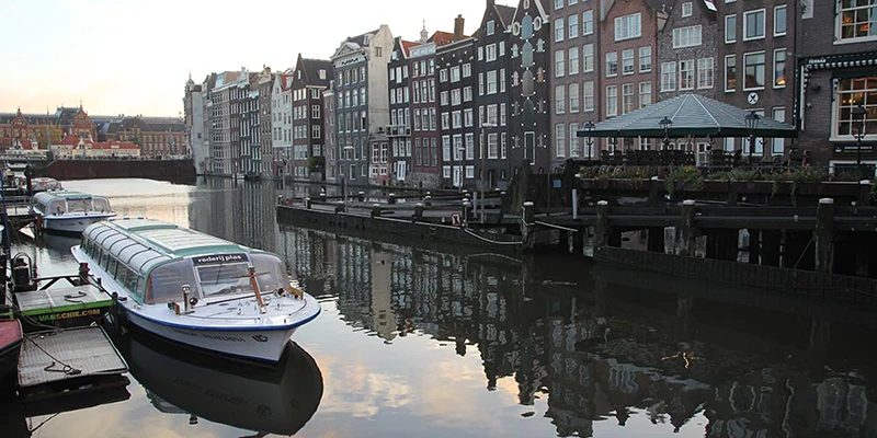 Damrak