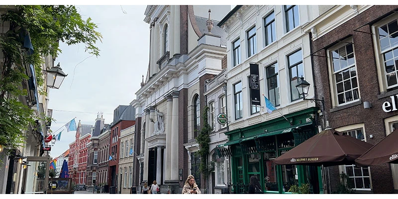 Breda (71)