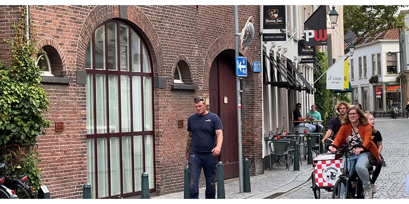 Breda (76)