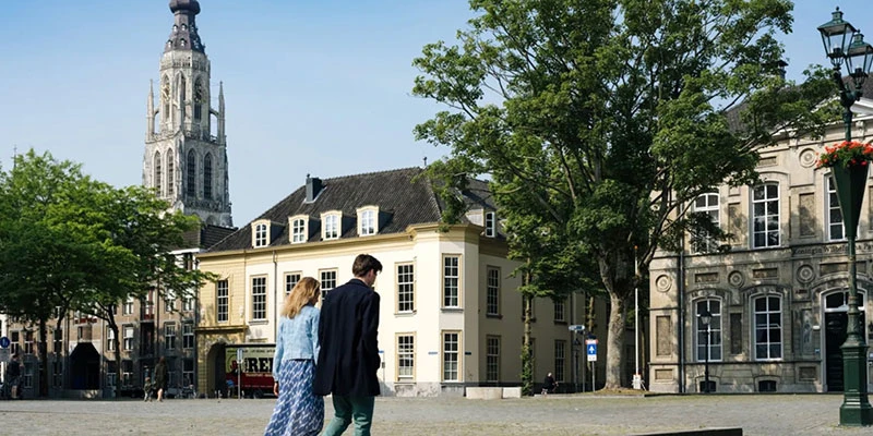Breda castle sq