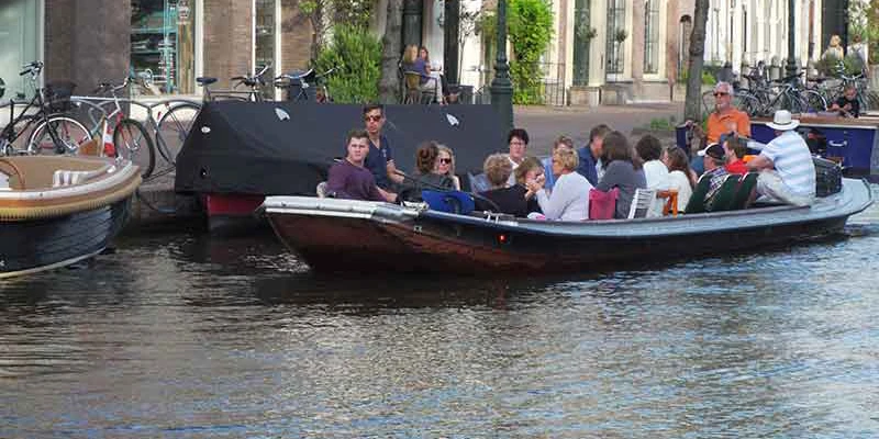 Leiden leiden canal boat tour 00 03 53