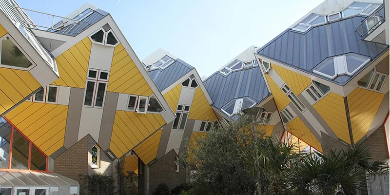 Cube houses (4)