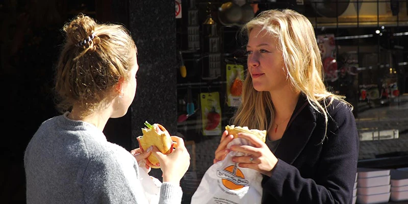 Sandwich girls