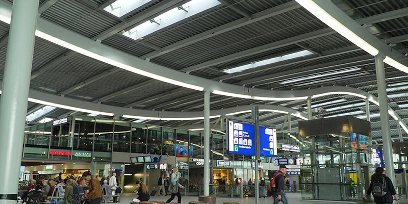 Train (1)