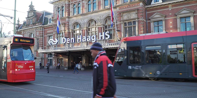 Hague ff 00 07 13 ff